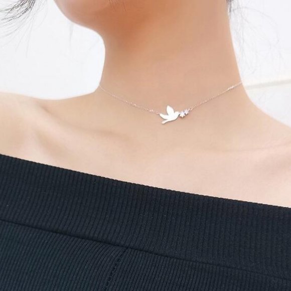 NEW 925 Sterling Silver Diamond Bird Necklace - Picture 7 of 8